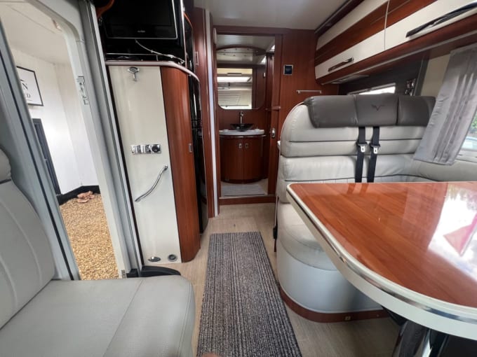 2025 Mobilvetta K-yacht Tekno Line