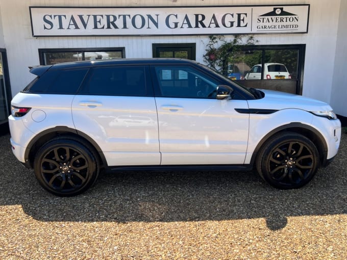 2025 Land Rover Range Rover Evoque