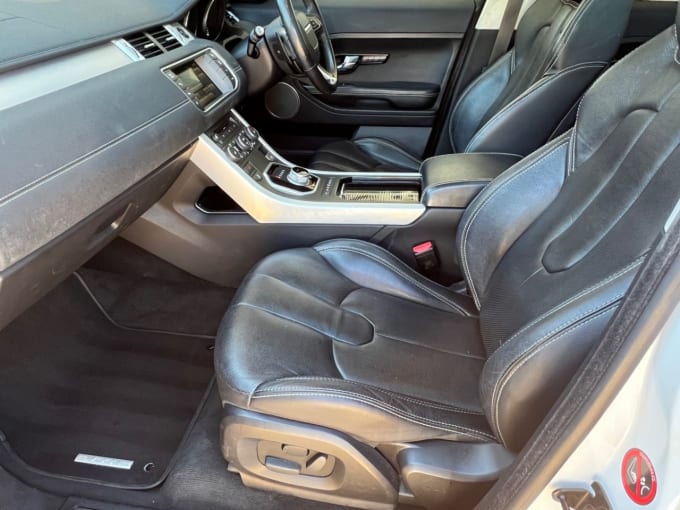 2025 Land Rover Range Rover Evoque