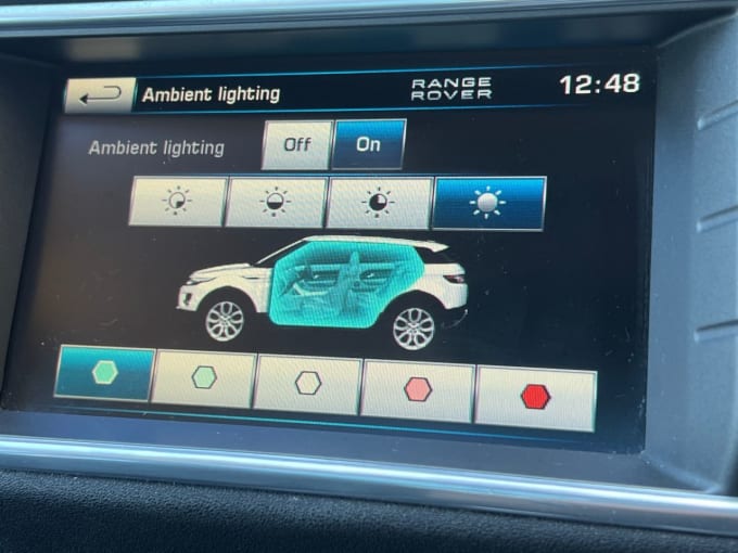 2025 Land Rover Range Rover Evoque