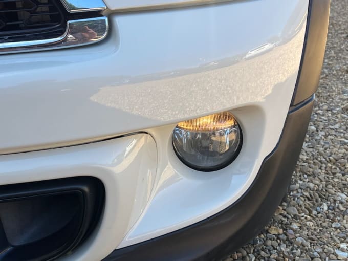 2025 Mini Hatch