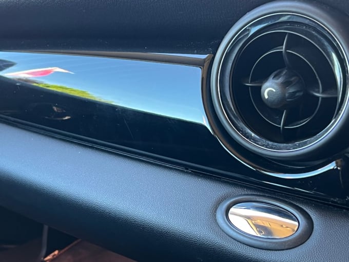 2025 Mini Hatch