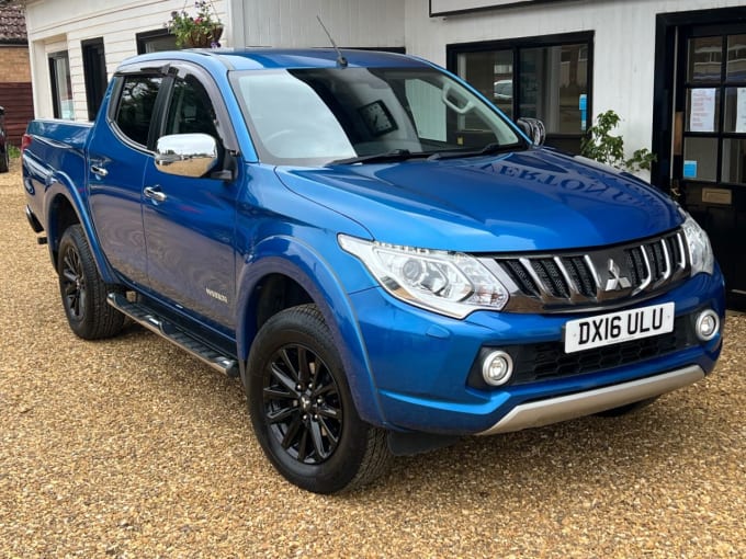 2025 Mitsubishi L200