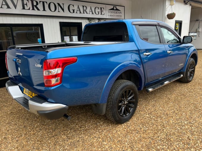 2025 Mitsubishi L200