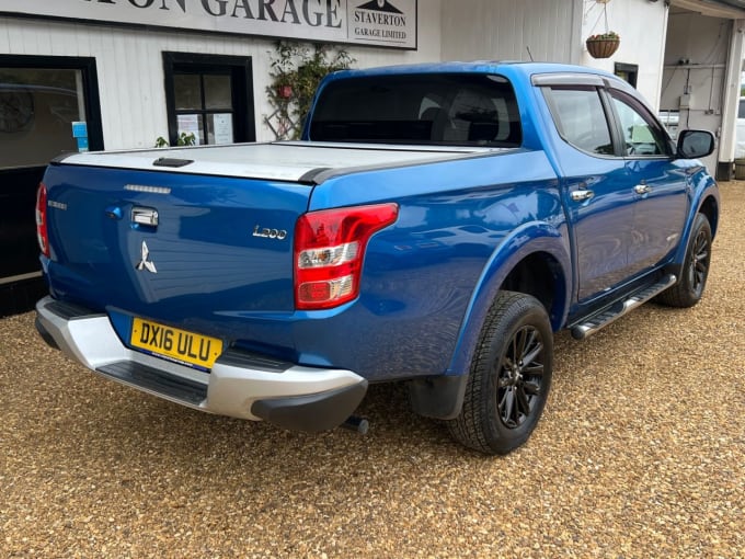 2025 Mitsubishi L200