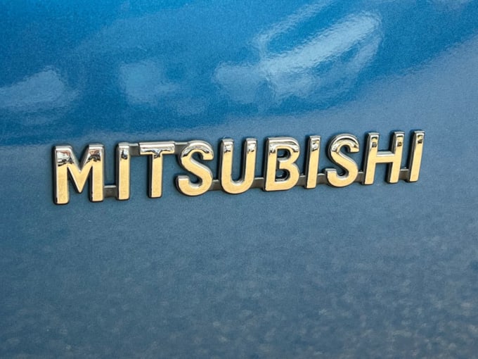 2025 Mitsubishi L200