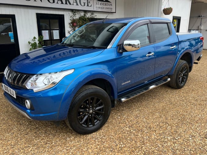 2025 Mitsubishi L200