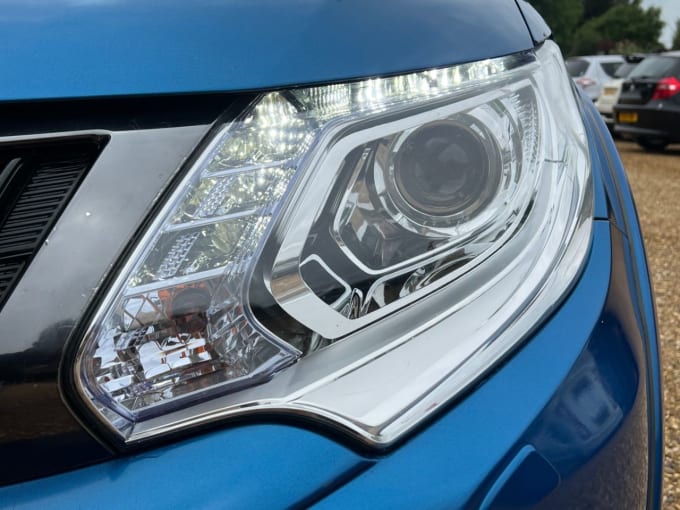 2025 Mitsubishi L200