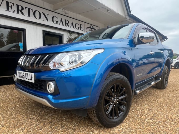 2025 Mitsubishi L200