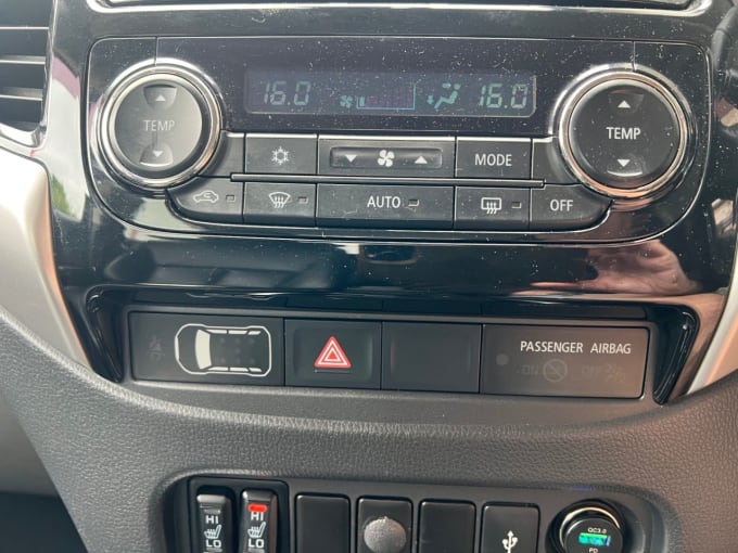 2025 Mitsubishi L200