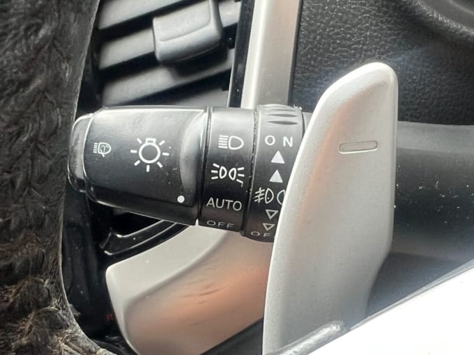 2025 Mitsubishi L200