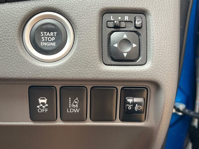 2025 Mitsubishi L200