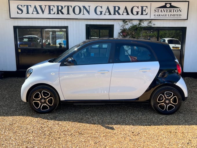 2025 Smart Forfour