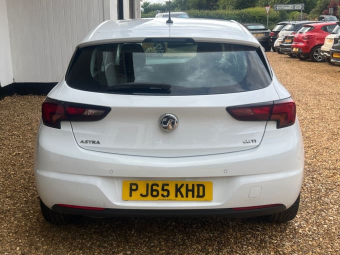 2025 Vauxhall Astra