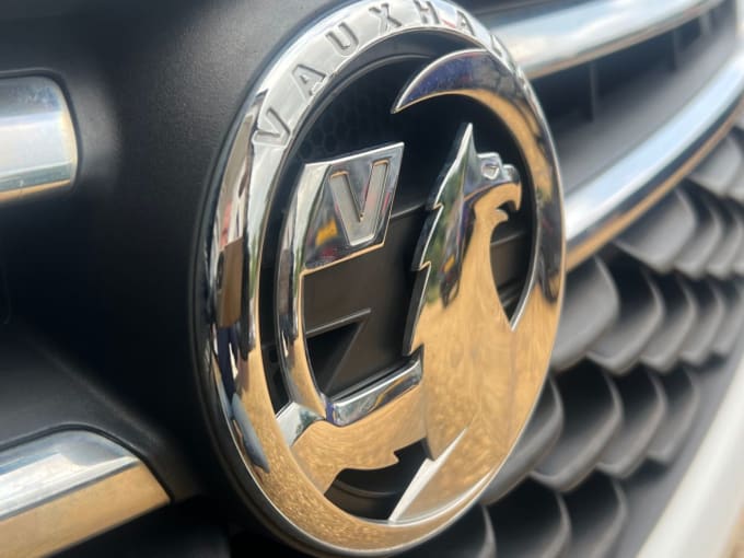 2025 Vauxhall Astra