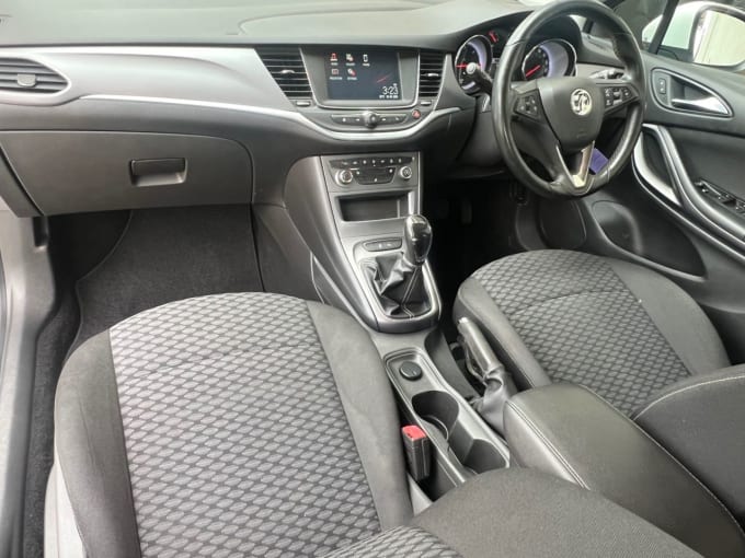 2025 Vauxhall Astra