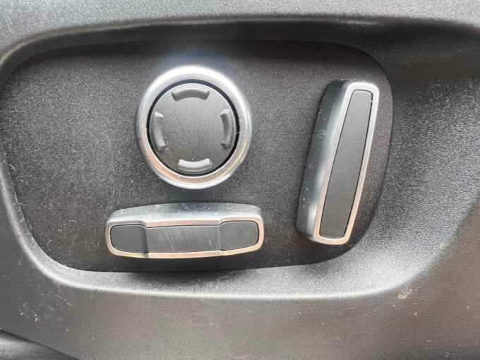 2025 Land Rover Discovery Sport