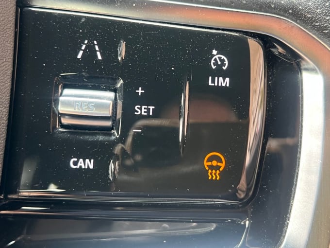 2025 Land Rover Discovery Sport