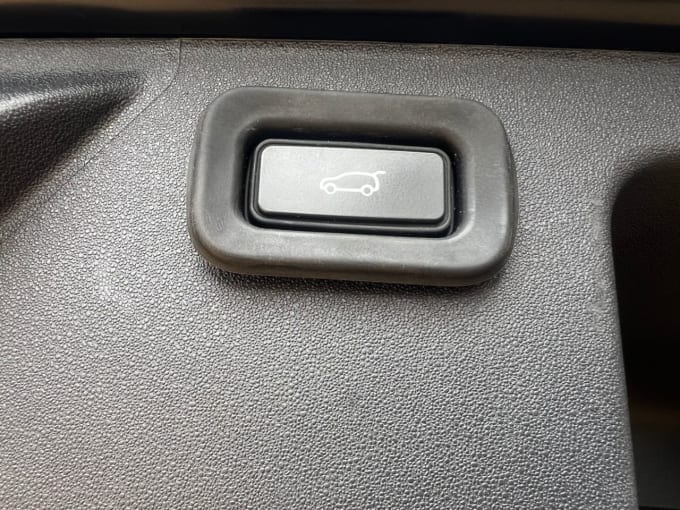 2025 Land Rover Discovery Sport