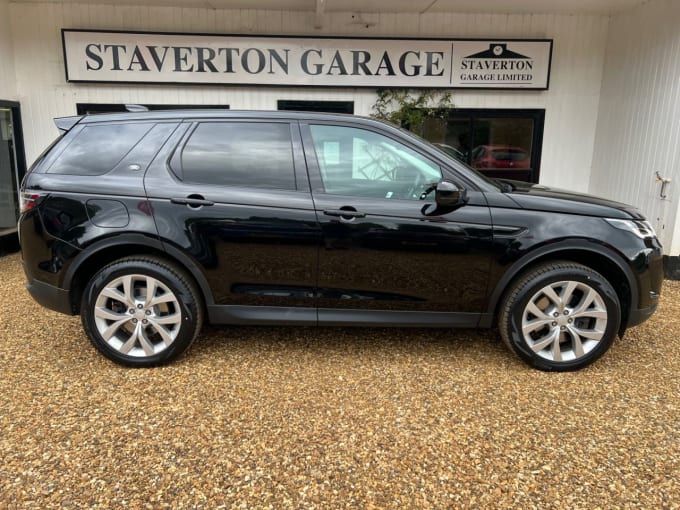 2025 Land Rover Discovery Sport
