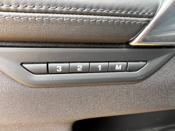 2025 Land Rover Discovery Sport