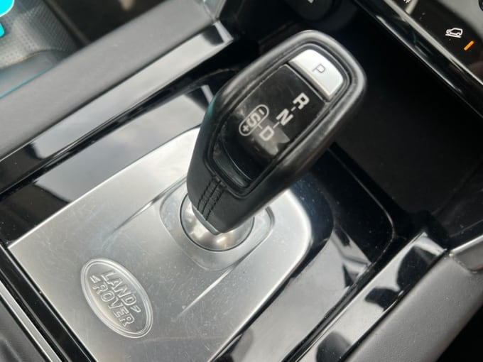 2025 Land Rover Discovery Sport