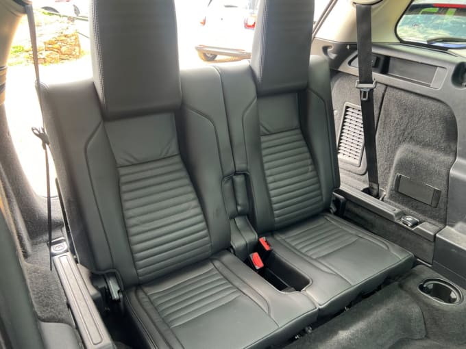 2025 Land Rover Discovery Sport