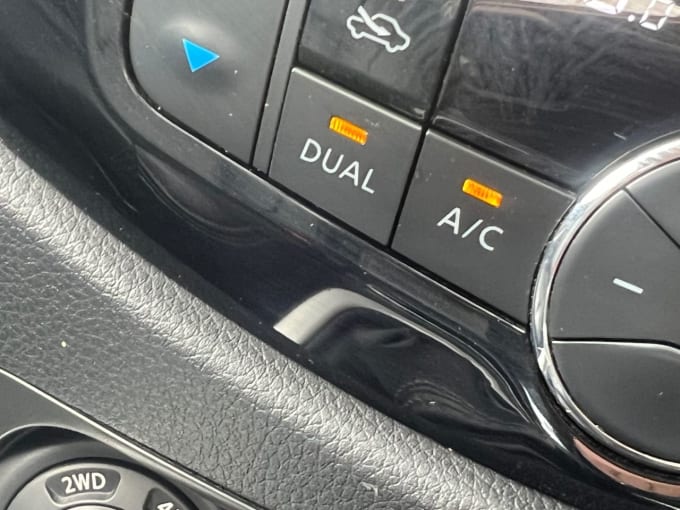 2025 Nissan Navara