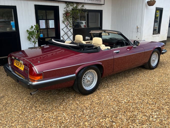 2025 Jaguar Xjs