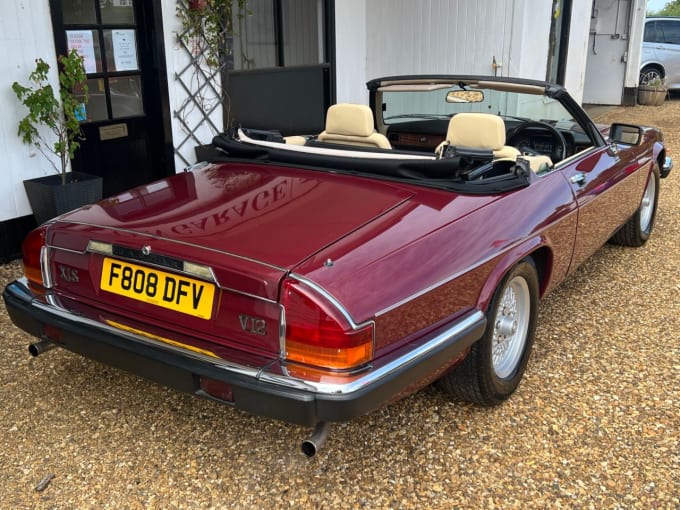 2025 Jaguar Xjs