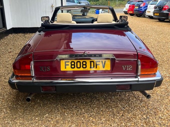 2025 Jaguar Xjs
