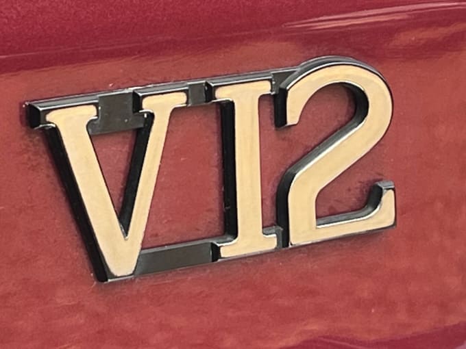 2025 Jaguar Xjs