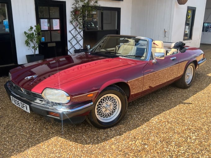 2025 Jaguar Xjs