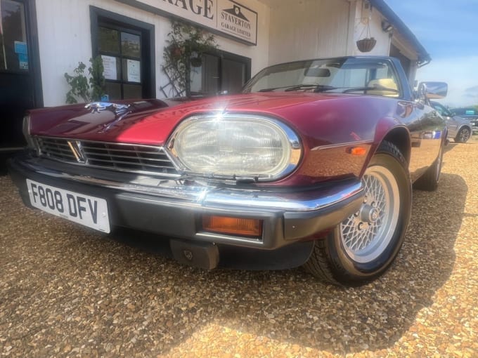 2025 Jaguar Xjs