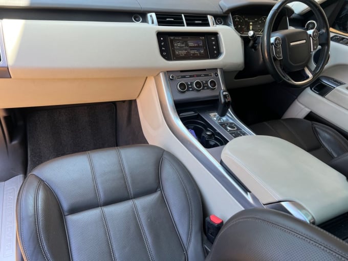2025 Land Rover Range Rover Sport