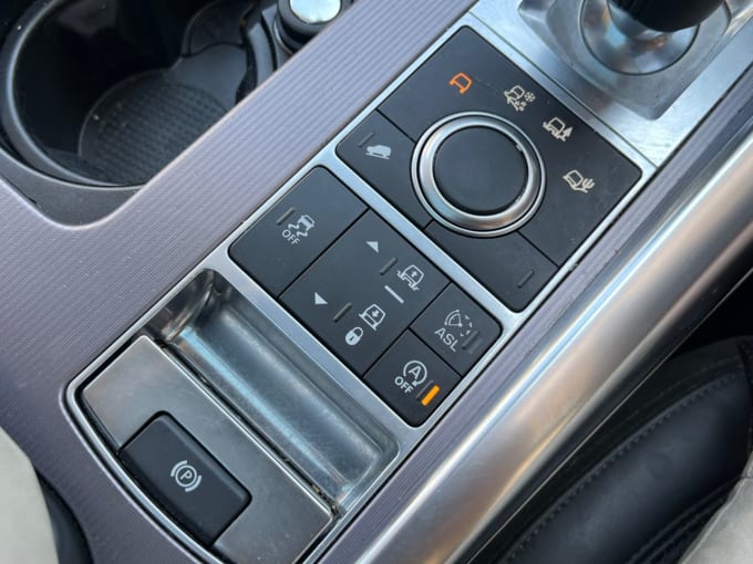 2025 Land Rover Range Rover Sport