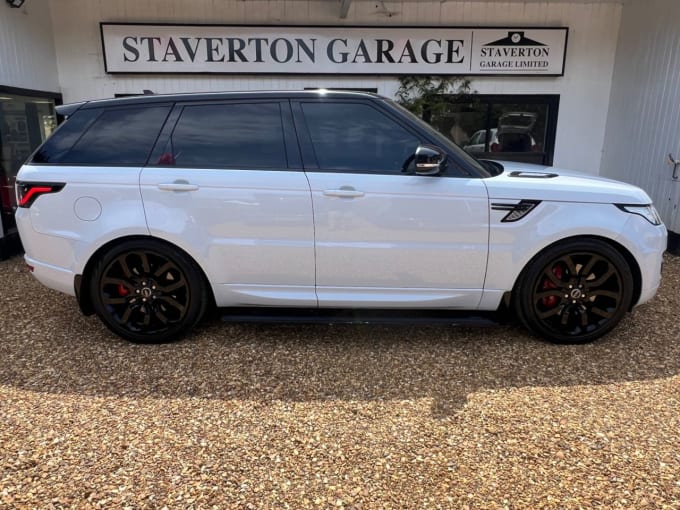 2025 Land Rover Range Rover Sport