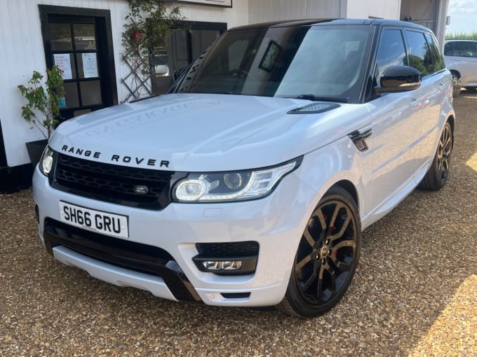 2025 Land Rover Range Rover Sport