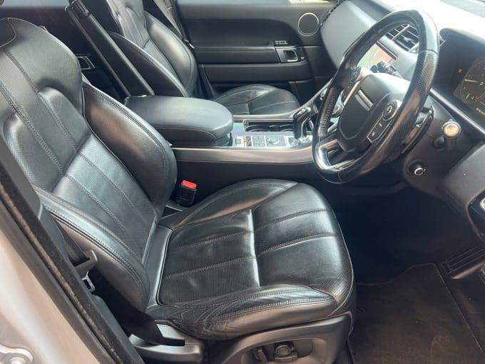 2025 Land Rover Range Rover Sport