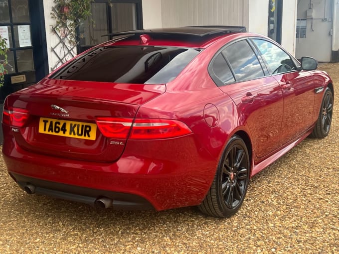 2025 Jaguar Xe