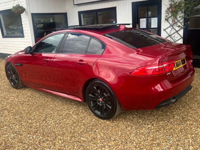 2025 Jaguar Xe