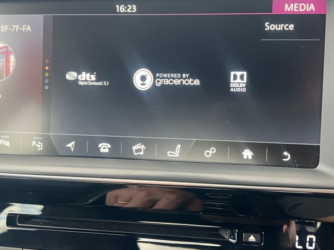 2025 Jaguar Xe