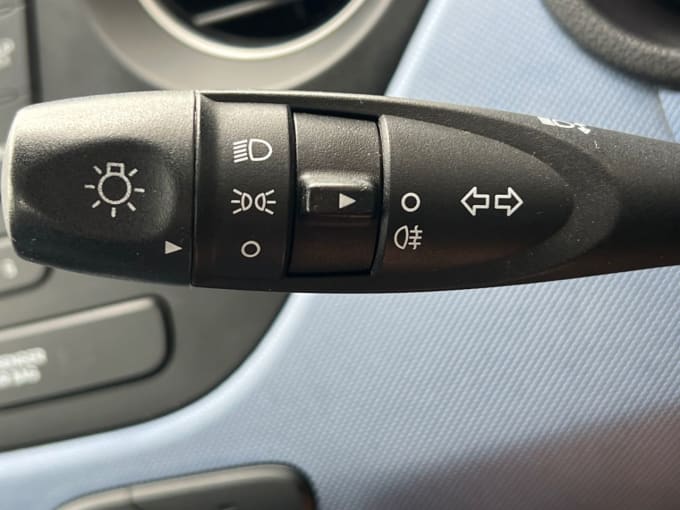 2025 Hyundai I10