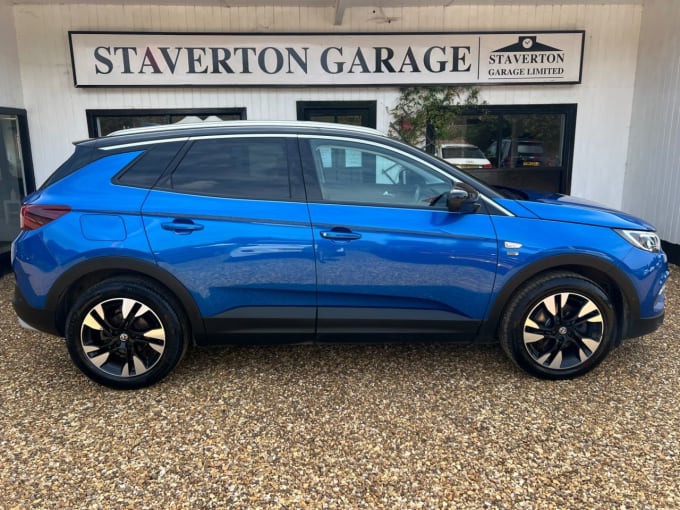 2025 Vauxhall Grandland X