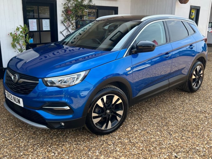2025 Vauxhall Grandland X