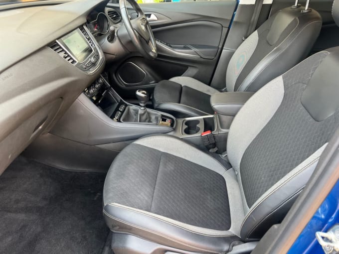 2025 Vauxhall Grandland X