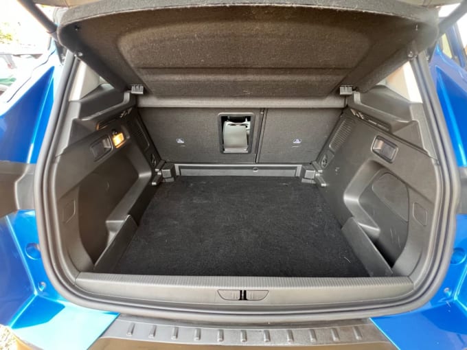 2025 Vauxhall Grandland X