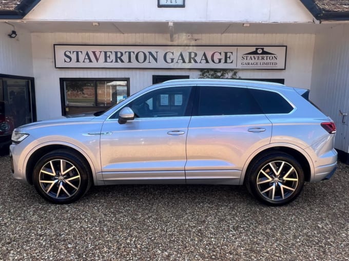 2025 Volkswagen Touareg