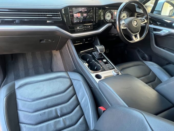 2025 Volkswagen Touareg