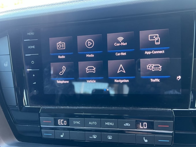 2025 Volkswagen Touareg